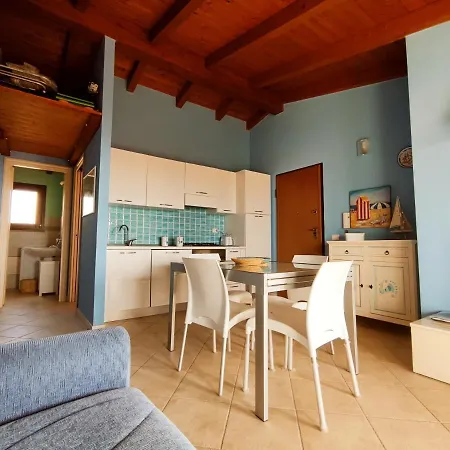 Attico Lu Bagnu Panoramico Apartamento